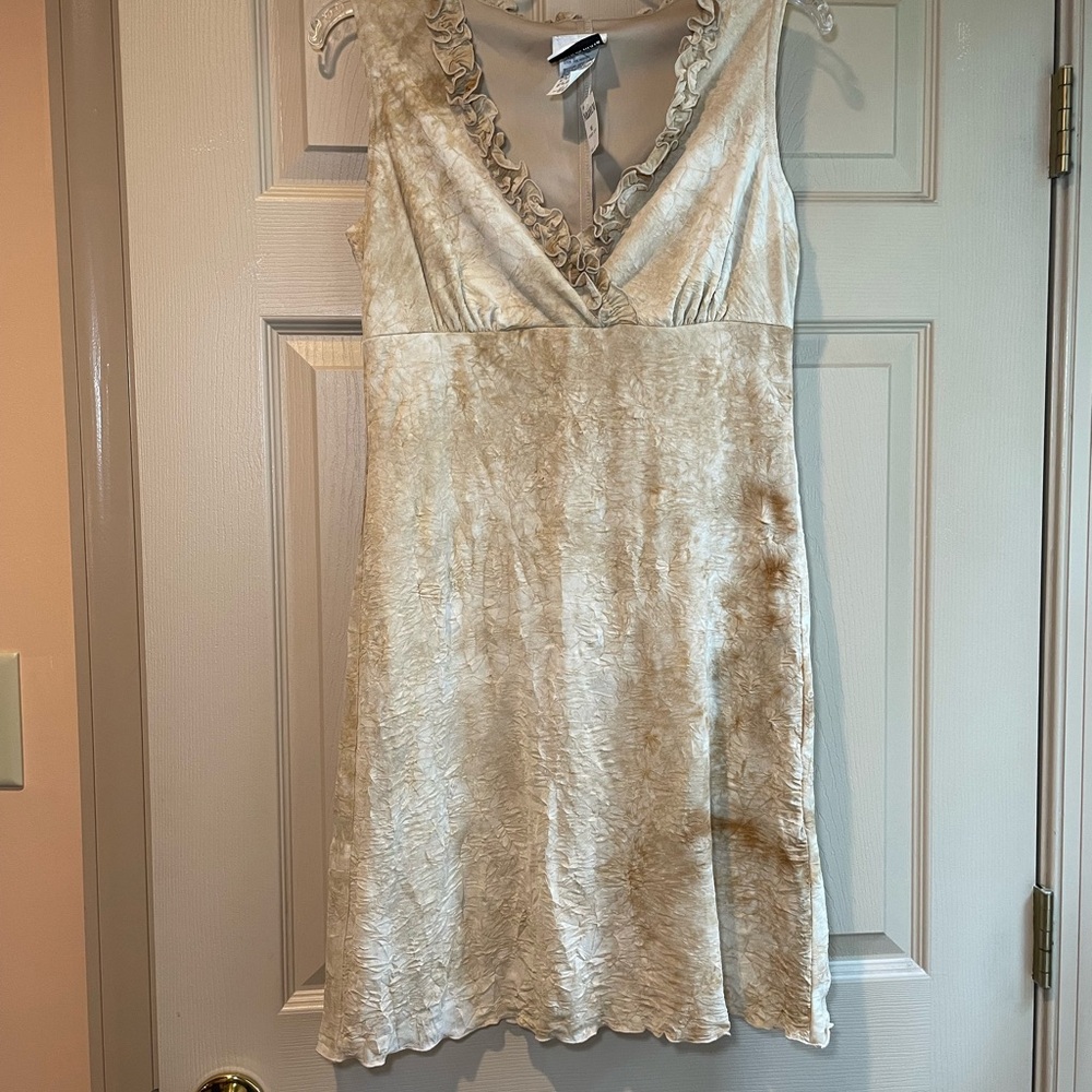 Fashion Bug Taupe Sleeveless V-Neck Dress with Ruffle Detail, NWT, Size‎ Medium